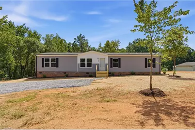 847 Walker Street, Reidsville, NC 27320 - Photo 3
