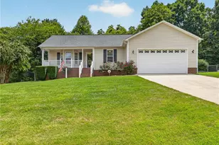 4913 Creeks Crossing Rd, Asheboro, NC 27205 - Photo 1