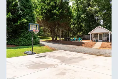 1805 Travis Lane, Burlington, NC 27217 - Photo 45