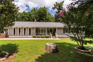 1805 Travis Ln, Burlington, NC 27217 - Photo 5