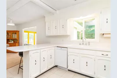 1805 Travis Lane, Burlington, NC 27217 - Photo 13