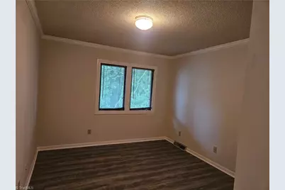 113 Forest View Drive, Winston-Salem, NC 27104 - Photo 27