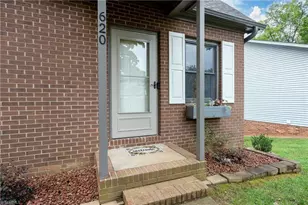 620 Lantern Ridge Dr, Winston-Salem, NC 27104 - Photo 15