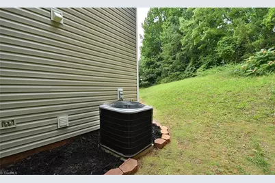 5832 Sir Knight Circle, Clemmons, NC 27012 - Photo 25