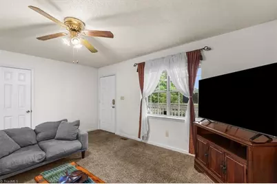 109 Poplar Lane, Thomasville, NC 27360 - Photo 7