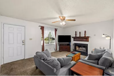109 Poplar Lane, Thomasville, NC 27360 - Photo 5