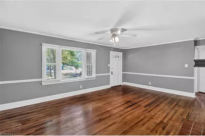 1912 Colonial Avenue, Greensboro, NC 27408 - Photo 7