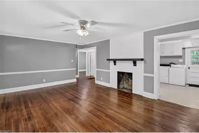 1912 Colonial Avenue, Greensboro, NC 27408 - Photo 5