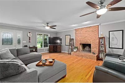 5398 B Reidsville Road, Walkertown, NC 27051 - Photo 5
