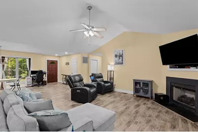 5919 Evelyn Lane, Pleasant Garden, NC 27313 - Photo 9