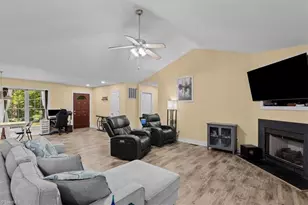 5919 Evelyn Ln, Pleasant Garden, NC 27313 - Photo 9