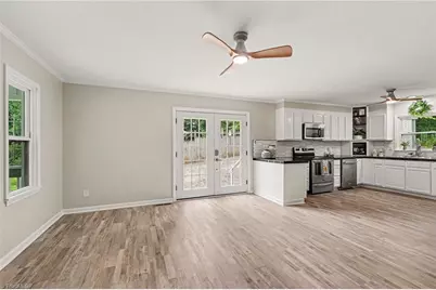 390 Woodhaven Shores Drive, Lexington, NC 27292 - Photo 7
