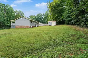 390 Woodhaven Shores Dr, Lexington, NC 27292 - Photo 23