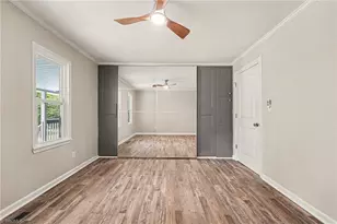390 Woodhaven Shores Dr, Lexington, NC 27292 - Photo 15