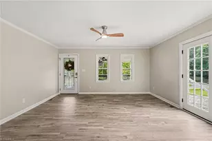 390 Woodhaven Shores Dr, Lexington, NC 27292 - Photo 5