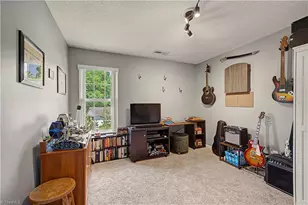 611 Camden Pl Dr, Winston-Salem, NC 27103 - Photo 21