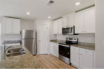 2106 Briar Run Drive, Greensboro, NC 27405 - Photo 11
