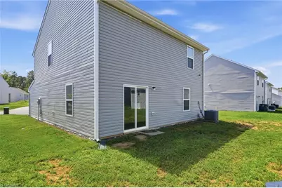 2106 Briar Run Drive, Greensboro, NC 27405 - Photo 31