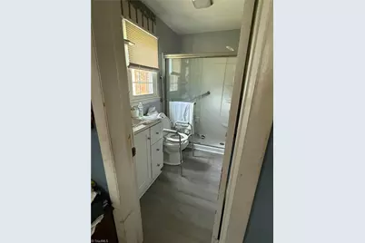 2201 Woodberry Drive, Greensboro, NC 27403 - Photo 13