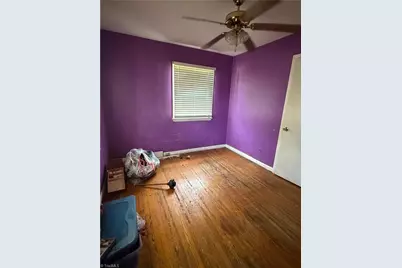 2201 Woodberry Drive, Greensboro, NC 27403 - Photo 15