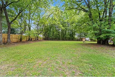 204 Broad Street, Reidsville, NC 27320 - Photo 21
