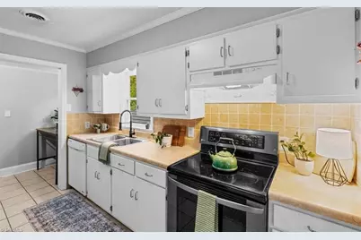 1600 Roseland Street, Greensboro, NC 27408 - Photo 9