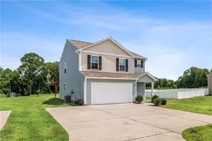 1139 Calvin Sowers Rd, Lexington, NC 27295 - Photo 3