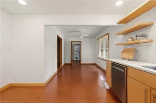 905 Northshore Ct, High Point, NC 27265 - Photo 9