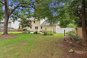 905 Northshore Ct, High Point, NC 27265 - Photo 33