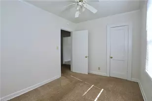 1320 Whitsett St, Burlington, NC 27215 - Photo 7