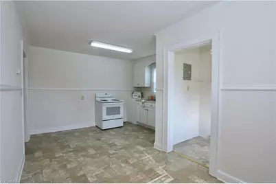 1320 Whitsett Street, Burlington, NC 27215 - Photo 13