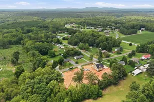 7390 Plunkett Rd, Belews Creek, NC 27009 - Photo 35
