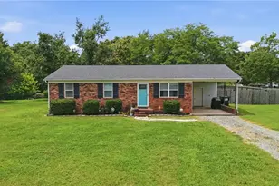 7390 Plunkett Rd, Belews Creek, NC 27009 - Photo 45