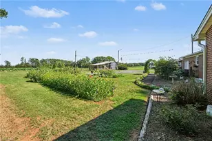 309 Kirby Rd, King, NC 27021 - Photo 23