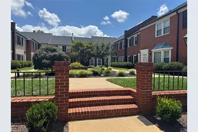 329 Hanover Arms Court, Winston-Salem, NC 27104 - Photo 1