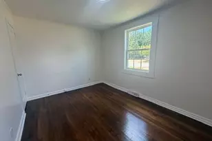 1048 E Clemmonsville Rd, Winston-Salem, NC 27127 - Photo 9