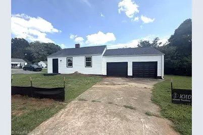1048 E Clemmonsville Road, Winston-Salem, NC 27127 - Photo 1