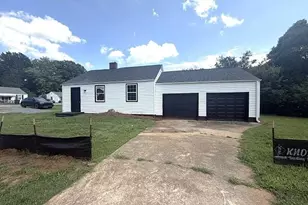 1048 E Clemmonsville Rd, Winston-Salem, NC 27127 - Photo 1