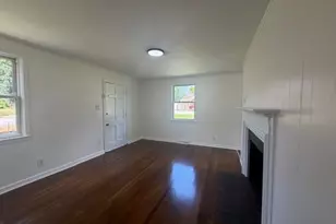 1048 E Clemmonsville Rd, Winston-Salem, NC 27127 - Photo 3