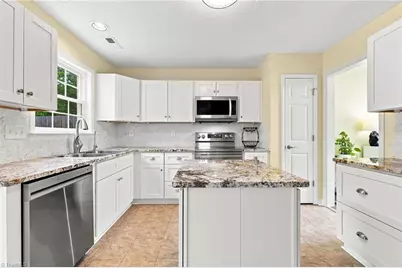 6306 Thornblade Court, Greensboro, NC 27410 - Photo 13