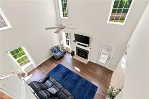 6306 Thornblade Ct, Greensboro, NC 27410 - Photo 9