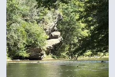 01 Seven Island Road, Danbury, NC 27016 - Photo 9
