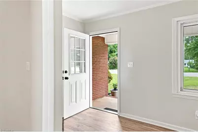 211 Maxwell Drive, Lexington, NC 27295 - Photo 5