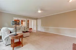 5811 Cold Harbor Dr, Greensboro, NC 27410 - Photo 11