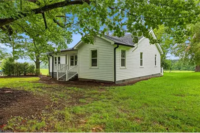 1054 Mulberry Mill Road, North Wilkesboro, NC 28659 - Photo 9