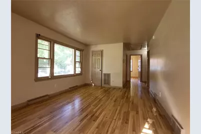 725 Cliffside Avenue, High Point, NC 27260 - Photo 5