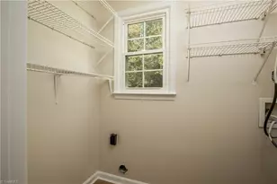 4203 Butterfield Dr, Greensboro, NC 27405 - Photo 13