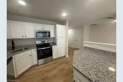 116 Goldfinch Avenue, Greensboro, NC 27409 - Photo 7