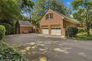 930 Wellington Rd, Winston-Salem, NC 27106 - Photo 49