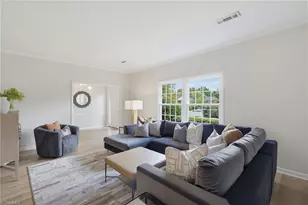 1 Fountain Manor Dr, Greensboro, NC 27405 - Photo 5